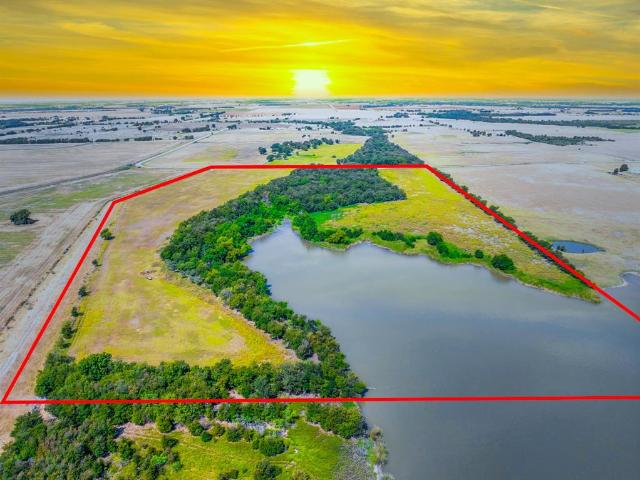 Land for sale in Holland, Texas