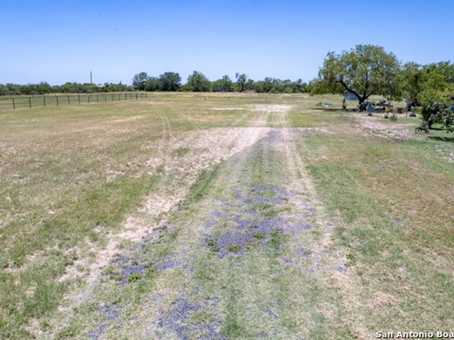 Land for sale in Knippa