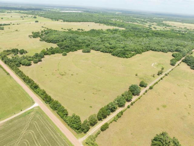 Land for sale in Flatonia, Texas