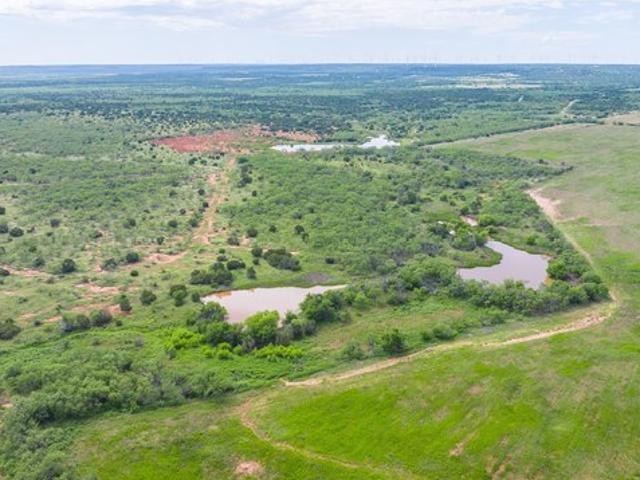 Land for sale in Taylor, Texas