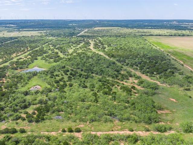 Land for sale in Taylor, Texas