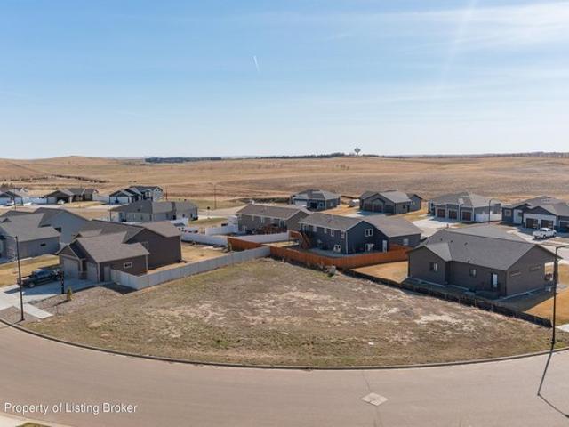 Land for sale in Dickinson, North Dakota