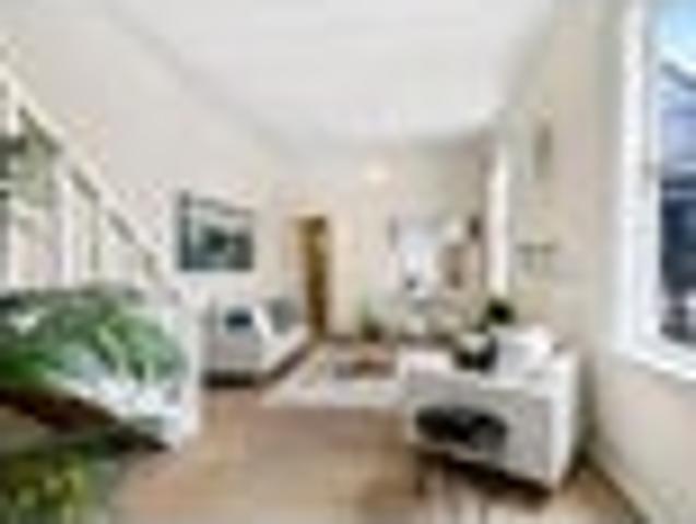 Townhouse for rent in Mount Cook, Wellington