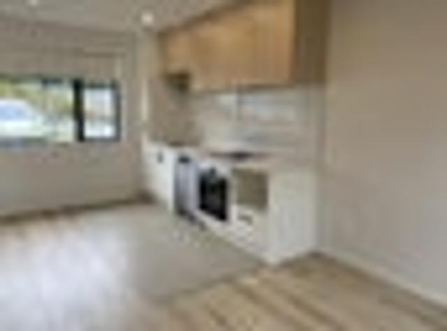 Townhouse for rent in Te Atatū Peninsula, Henderson-Massey