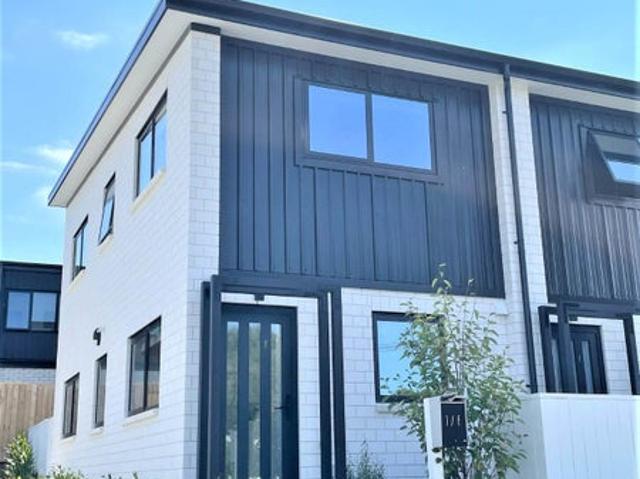 House for rent in Oratia