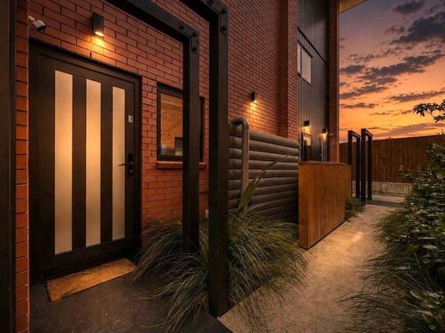 House for rent in Oratia, Oroua County