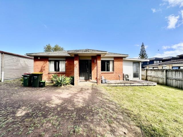 House for rent in Oratia