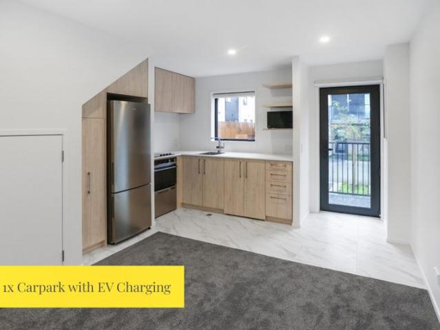 House for rent in Oratia