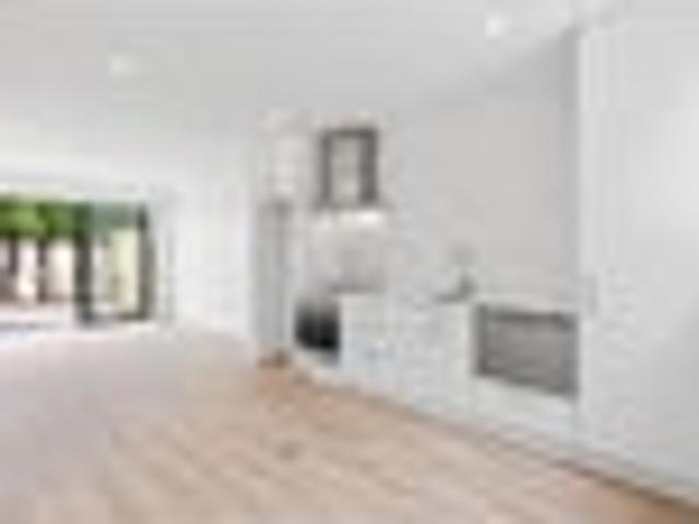 Townhouse for rent in Te Atatū Peninsula, Henderson-Massey