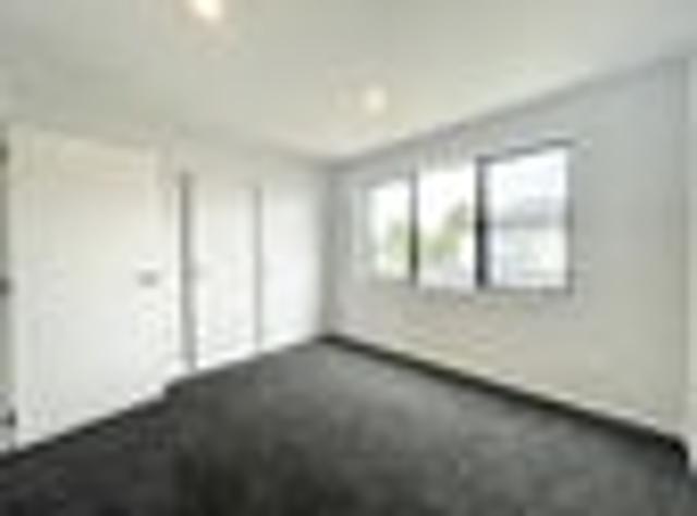Apartment for rent in Te Atatū Peninsula, Henderson-Massey
