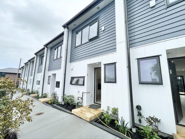 Apartment for rent in Te Atatū Peninsula, Henderson-Massey