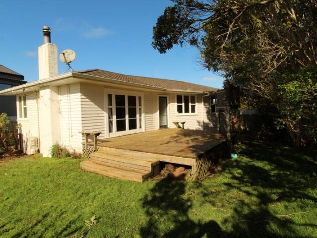 House for rent in Oratia, Oroua County