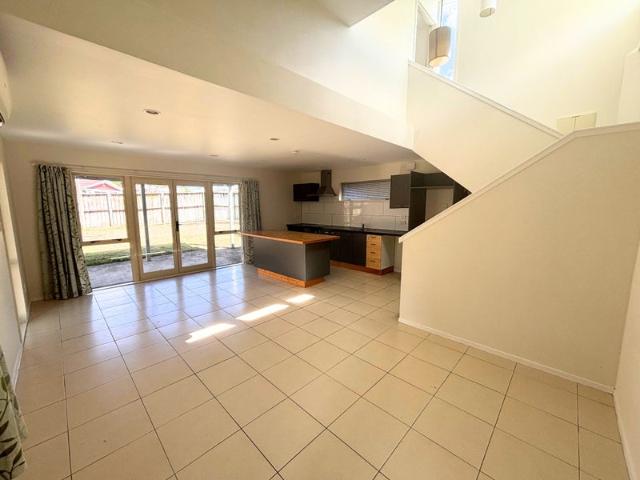 House for rent in Oratia, Oroua County