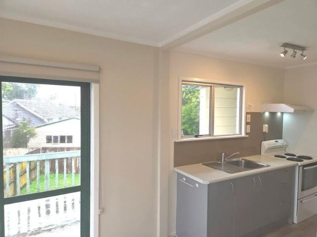 Apartment for rent in Oratia