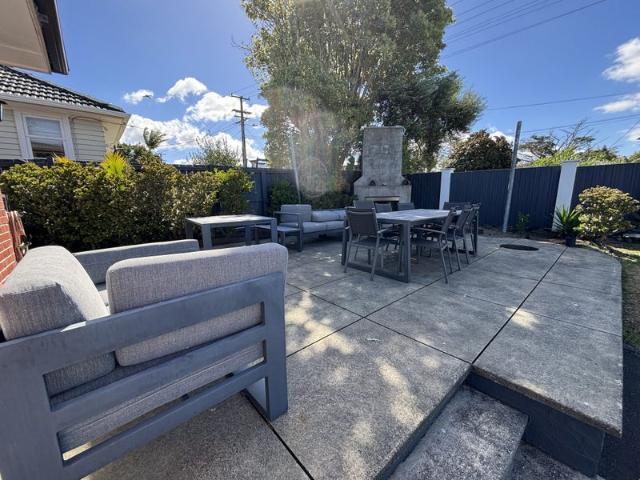 House for rent in Oratia