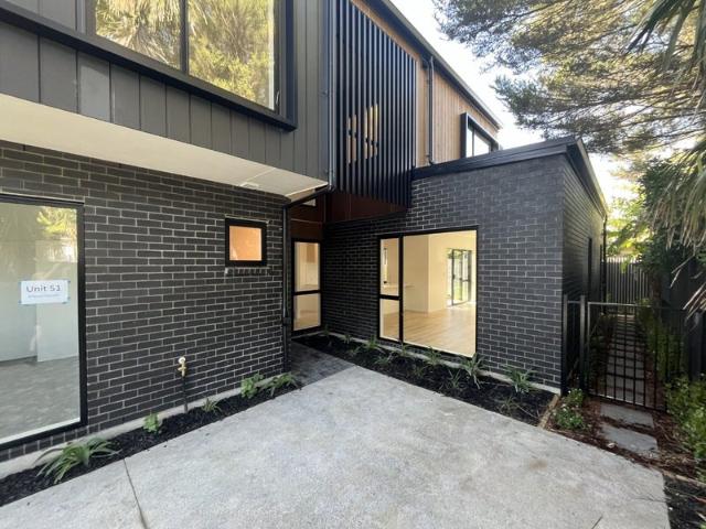 House for rent in Oratia