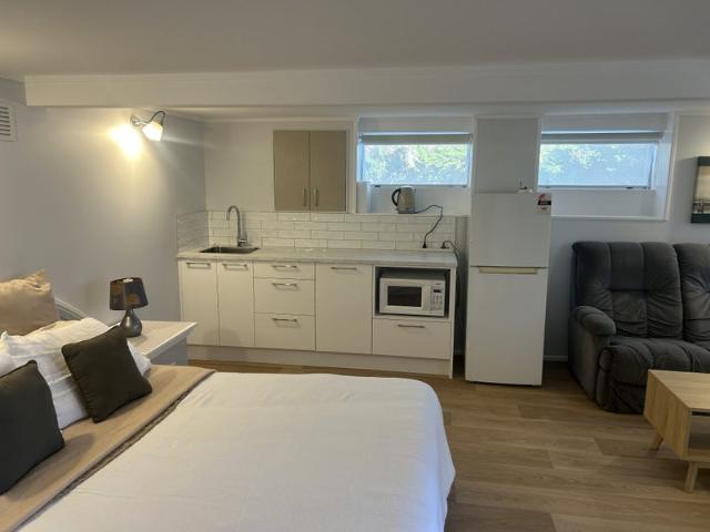 House for rent in Oratia