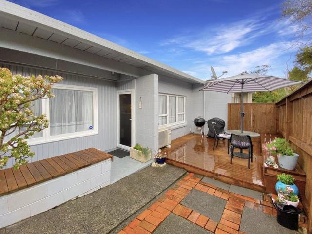 House for rent in Oratia