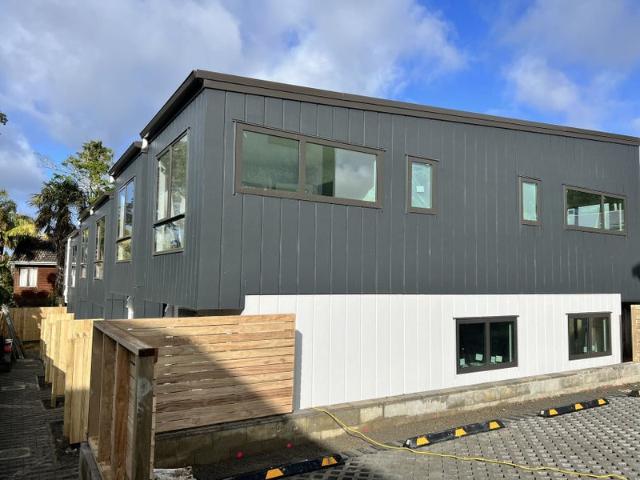 House for rent in Oratia