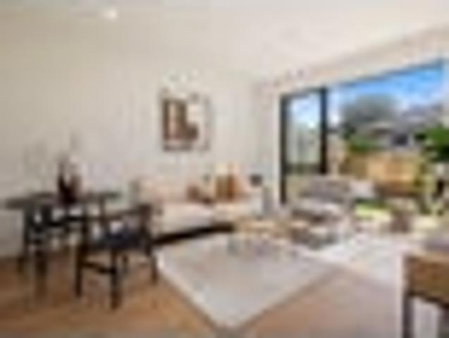 Townhouse for rent in Te Atatū South, Henderson-Massey