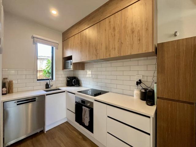 House for rent in Oratia