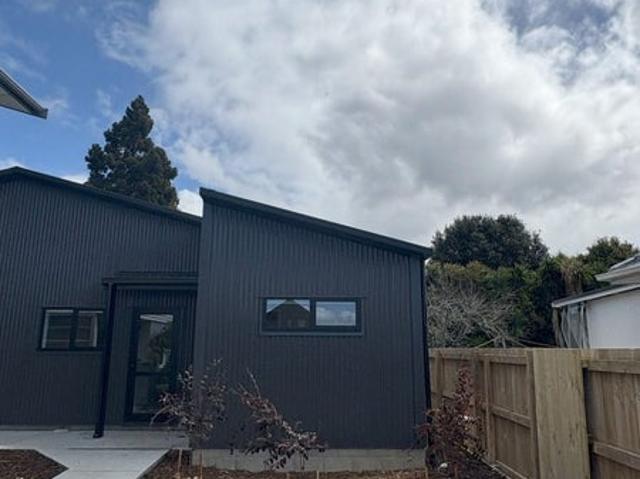 Apartment for rent in Glendene, Henderson-Massey