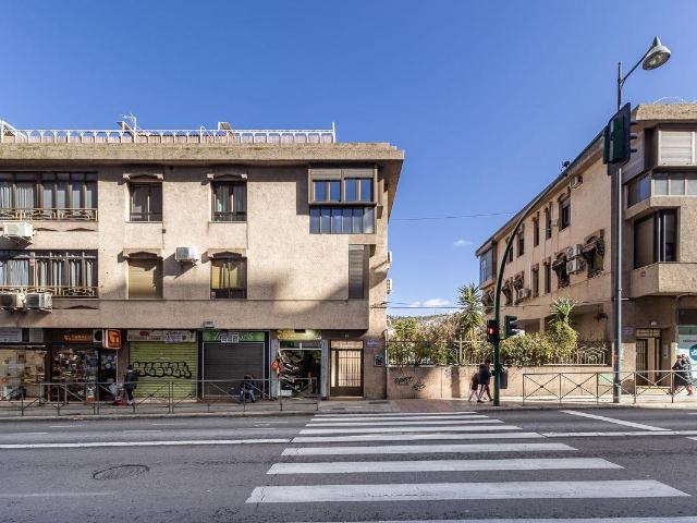Apartamento en alquiler en Cervantes, Granada