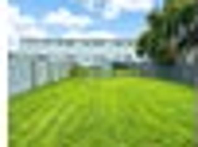 Townhouse for rent in East Coast