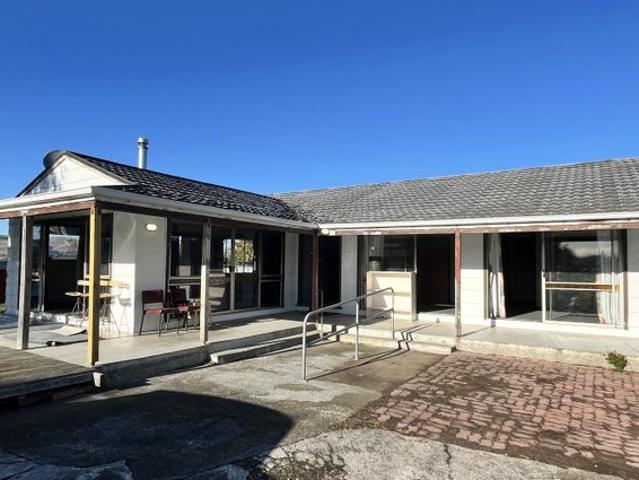 House for rent in Te Hauke