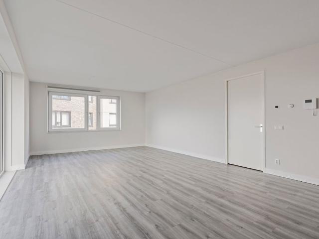 Appartement te huur in Laak, Zuid Holland