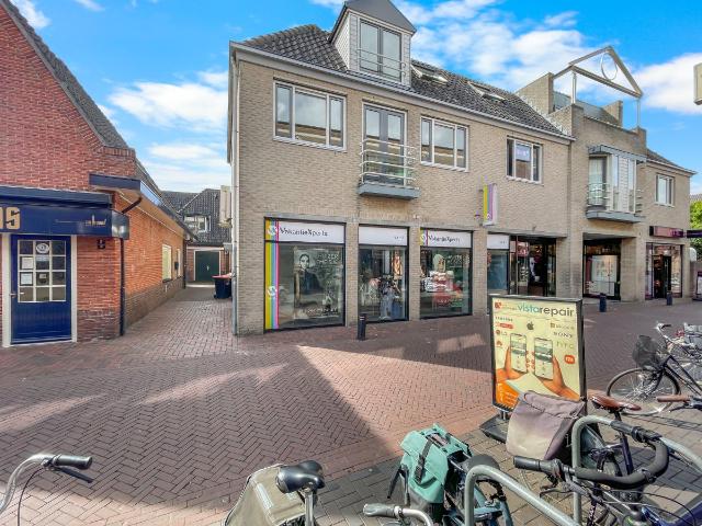 Appartement te huur in Huizen, Noord Holland