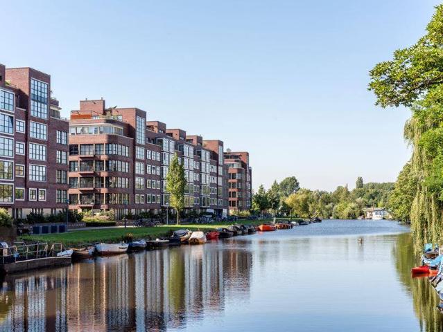 Appartement te huur in Zuid, Amsterdam