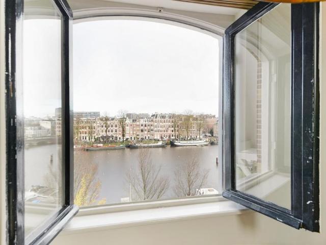 Appartement te huur in Zuid, Amsterdam