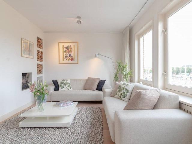 Appartement te huur in Zuid, Amsterdam