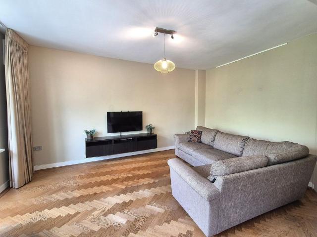 Appartement te huur in Zuid, Amsterdam