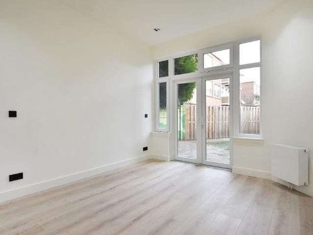 Appartement te huur in Rustenburg en Oostbroek, Zuid Holland