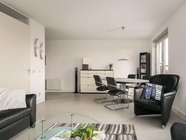 Appartement te huur in Carnisselande, Barendrecht