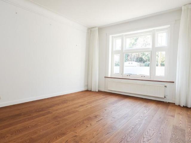 Appartement te huur in Zuid, Amsterdam