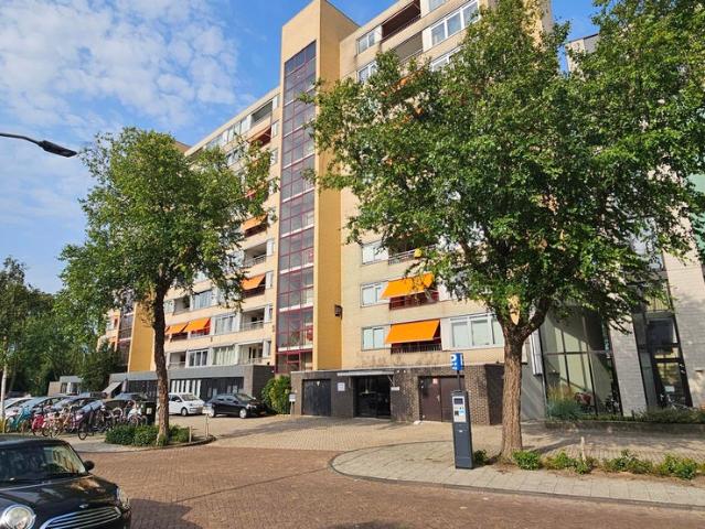 Appartement te huur in Fortuinwijk, Zuid Holland