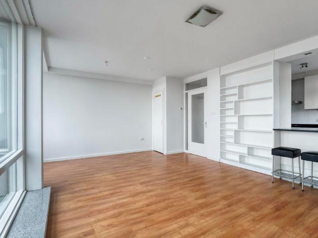 Appartement te huur in Zuid, Amsterdam