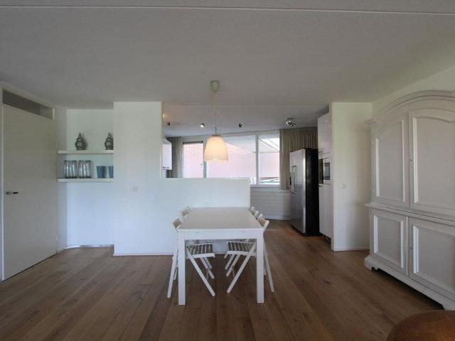 Appartement te huur in Duivendrecht, Noord Holland
