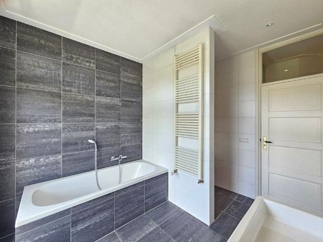 Appartement te huur in Zuid, Amsterdam