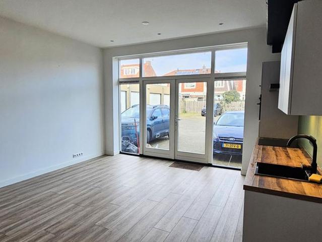 Appartement te huur in Koog Aan De Zaan, Noord Holland