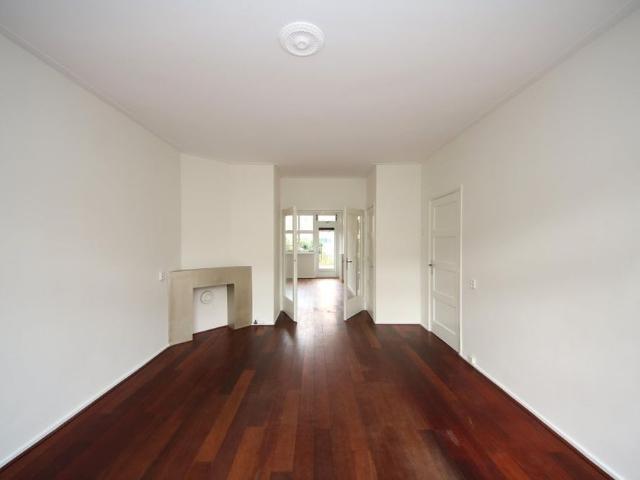 Appartement te huur in Roodenburg, Zuid Holland