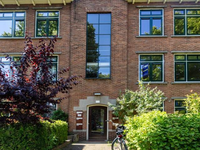 Appartement te huur in Roodenburg, Zuid Holland