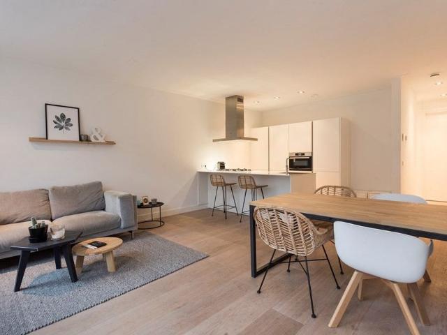 Appartement te huur in Zuid, Amsterdam