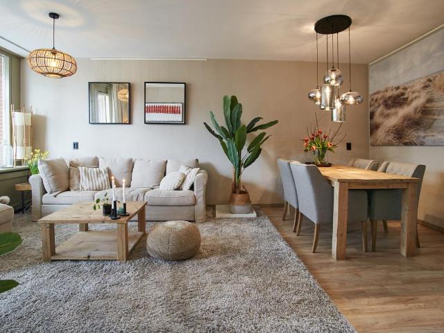 Appartement te huur in Bezuidenhout, Zuid Holland