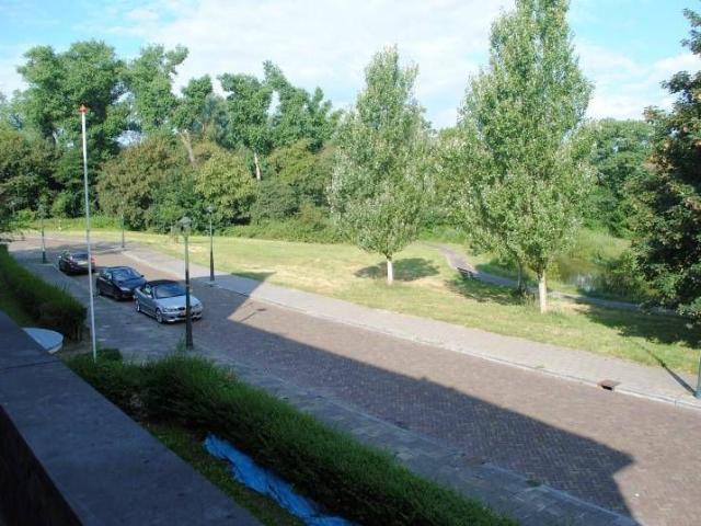 Appartement te huur in Stratum, Noord Brabant
