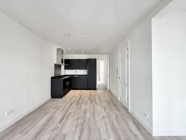 Appartement te huur in Oost, Amsterdam