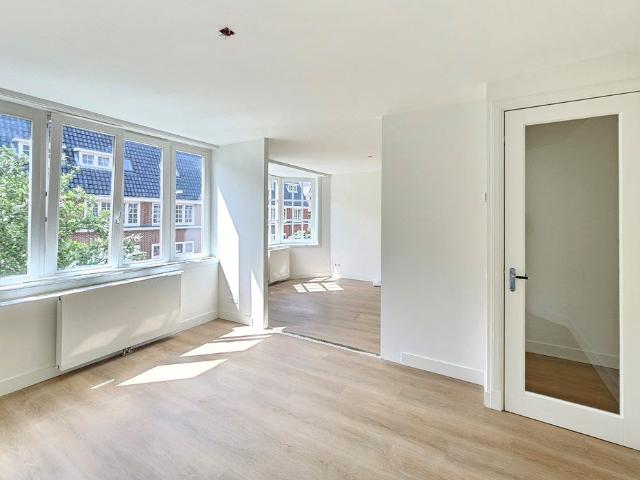Appartement te huur in Zuid, Amsterdam